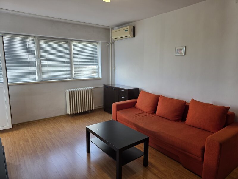 Tineretului, 5 minute metrou, chiar vav parc, vedere spate,