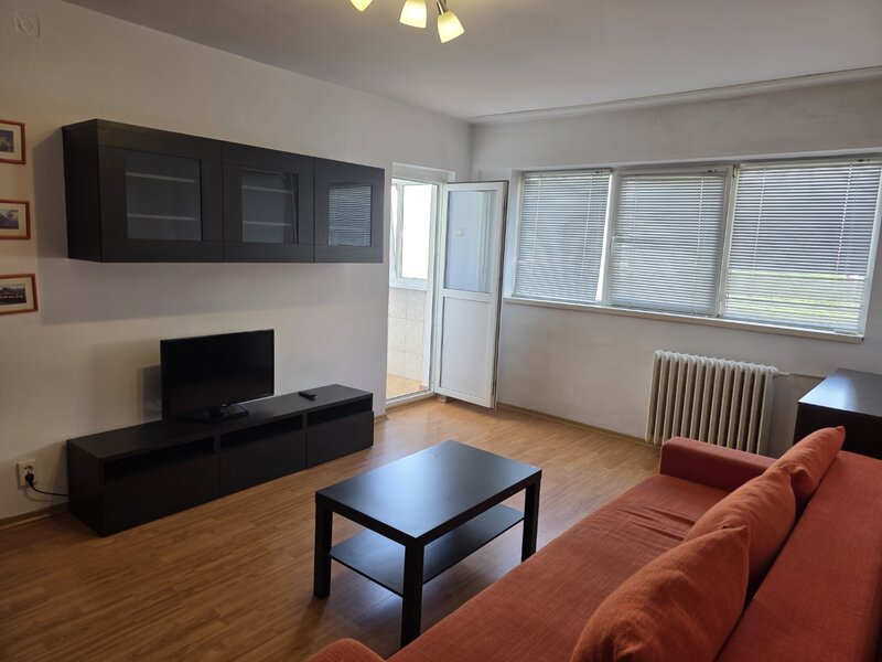 Tineretului, 5 minute metrou, chiar vav parc, vedere spate,