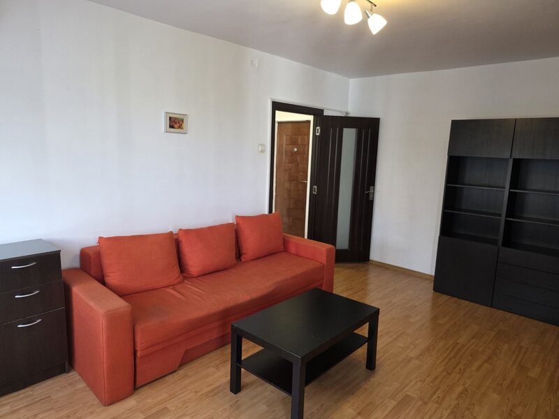 Tineretului, 5 minute metrou, chiar vav parc, vedere spate,